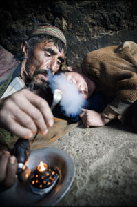 Unodc.org 22 June 2010 Afghanistan, the world’s leading producer of opium and heroin, is also facing a major and growing problem with drug abuse, the UNODC survey Drug Use in […]